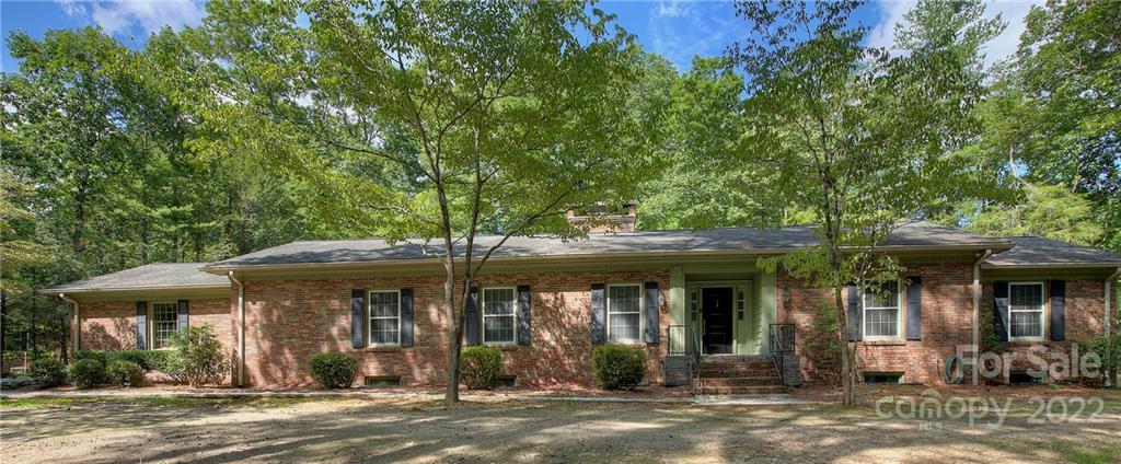 496 English Road Spruce Pine NC 28777