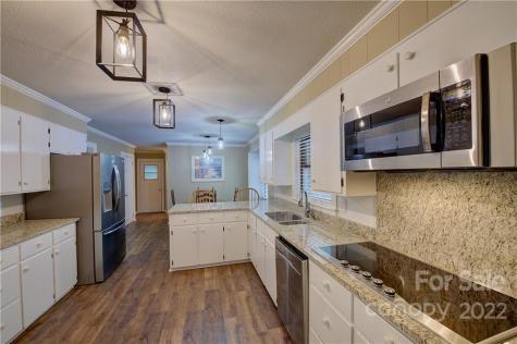 496 English Road Spruce Pine NC 28777