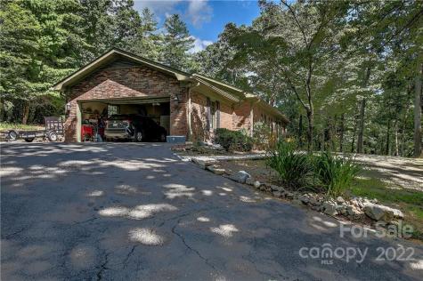 496 English Road Spruce Pine NC 28777