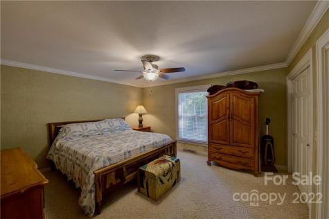 496 English Road Spruce Pine NC 28777
