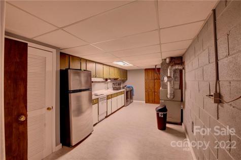 496 English Road Spruce Pine NC 28777