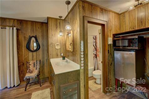 496 English Road Spruce Pine NC 28777