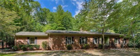 496 English Road Spruce Pine NC 28777