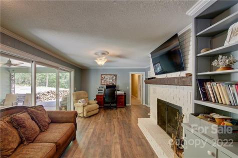 496 English Road Spruce Pine NC 28777