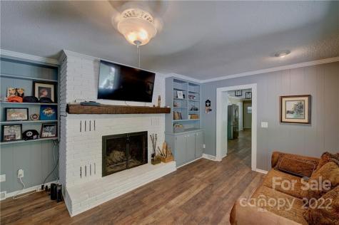 496 English Road Spruce Pine NC 28777