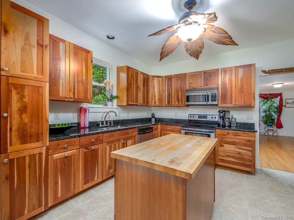 208 Westwood Place Asheville NC 28806