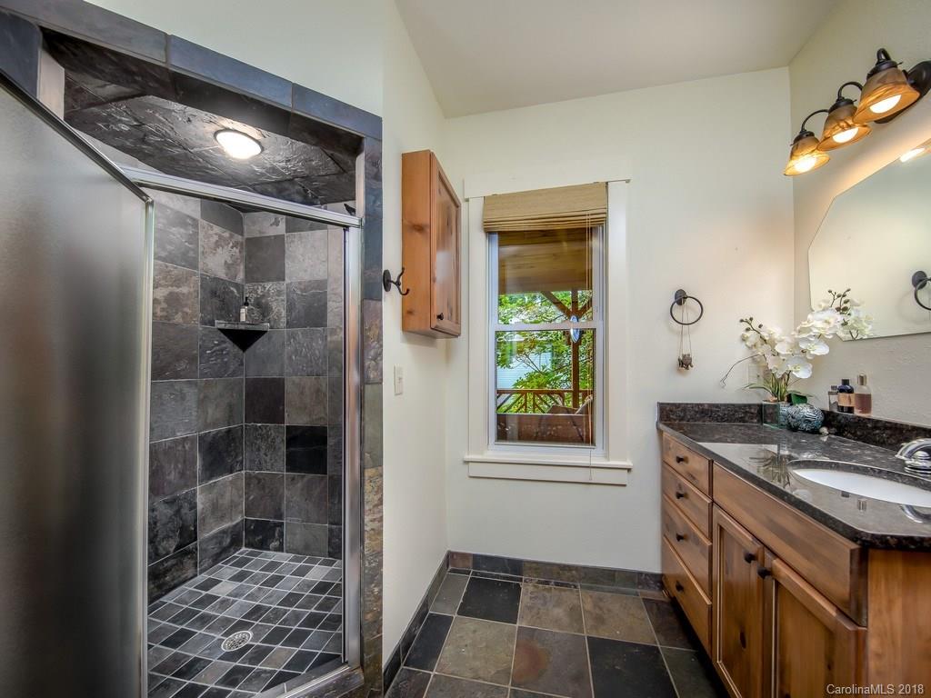 208 Westwood Place Asheville NC 28806