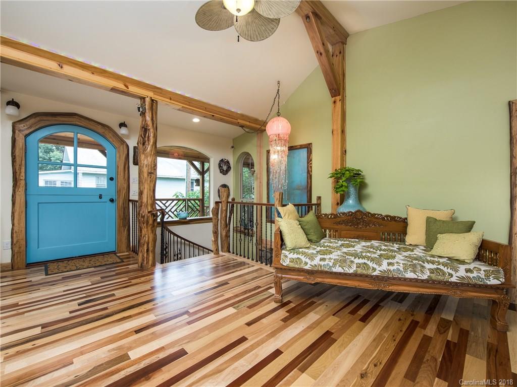 208 Westwood Place Asheville NC 28806