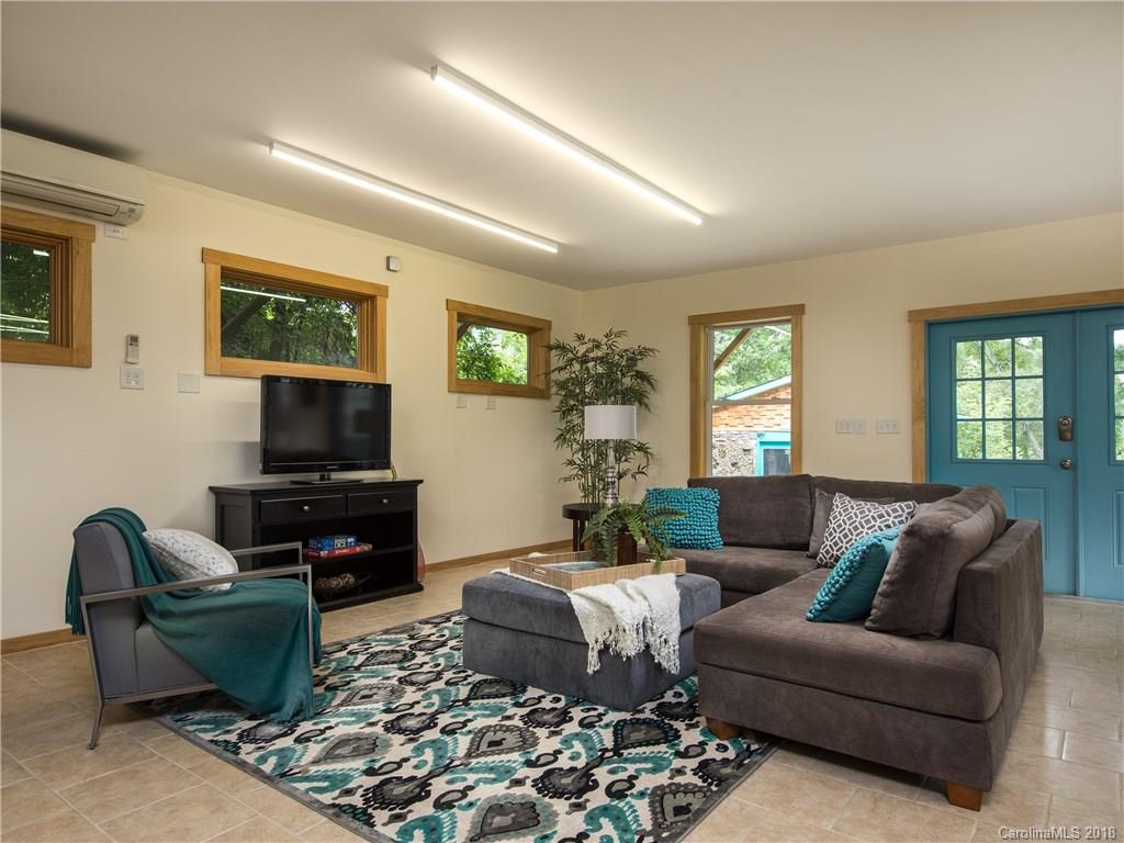 208 Westwood Place Asheville NC 28806