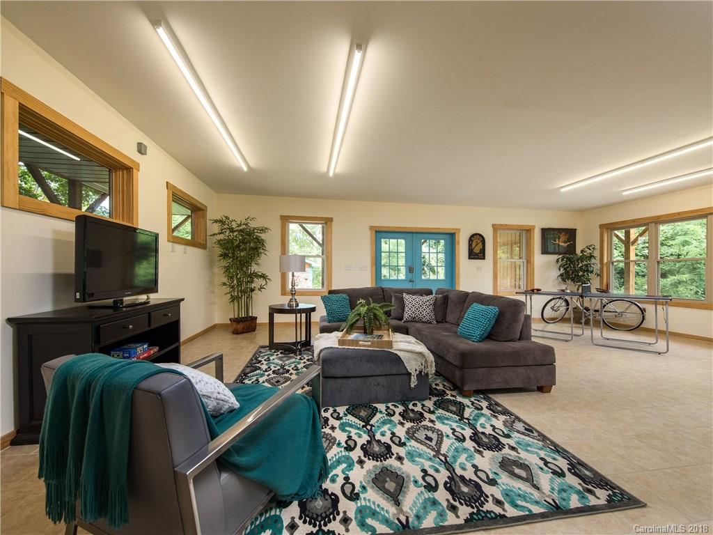 208 Westwood Place Asheville NC 28806