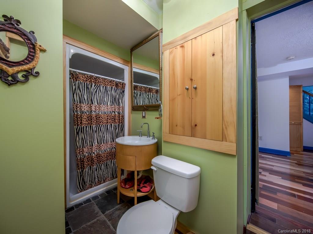 208 Westwood Place Asheville NC 28806