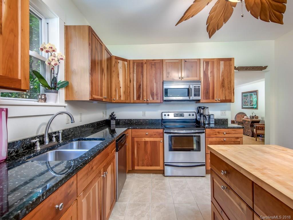 208 Westwood Place Asheville NC 28806