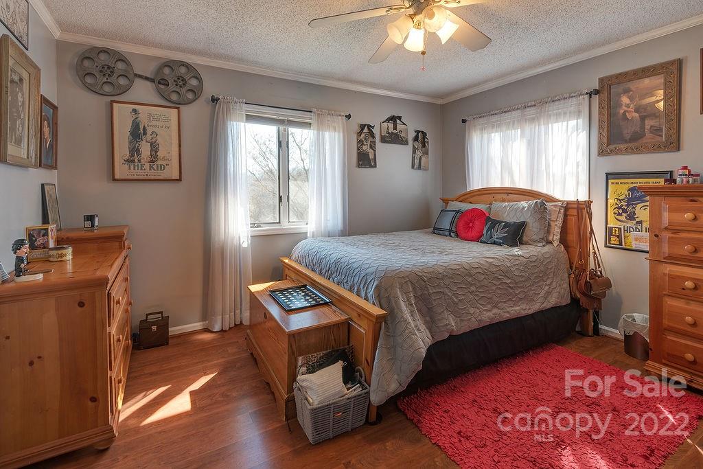 582 Enka Lake Road Candler NC 28715