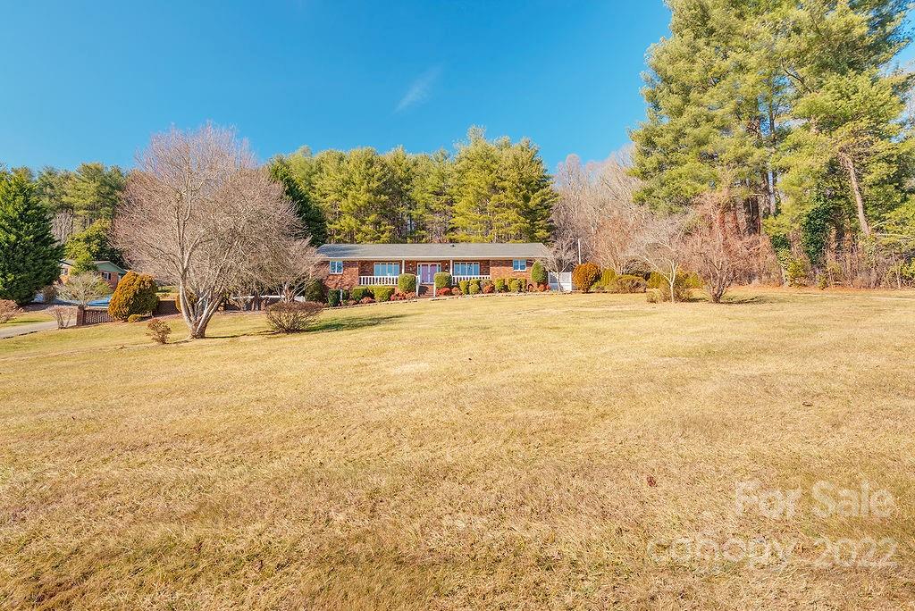 582 Enka Lake Road Candler NC 28715