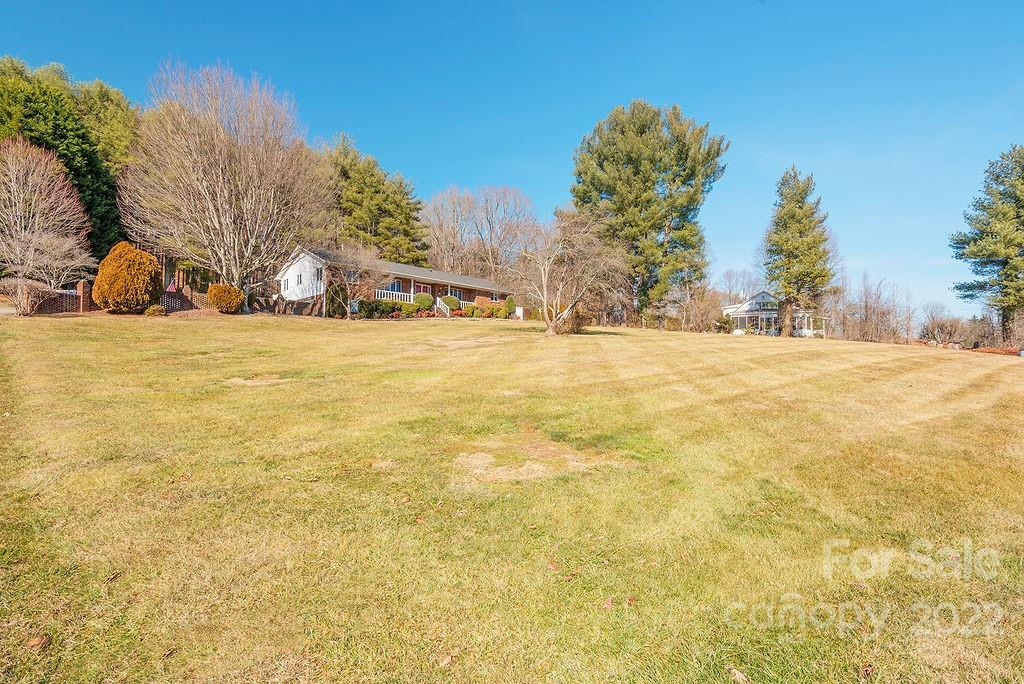 582 Enka Lake Road Candler NC 28715