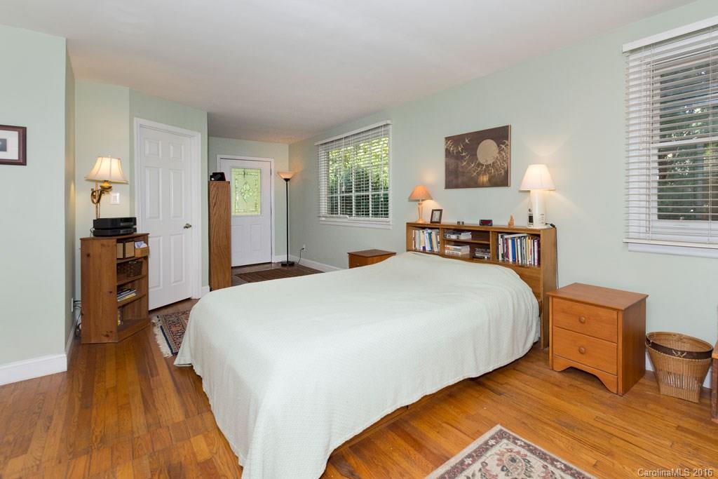 37 Plymouth Circle Asheville NC 28803