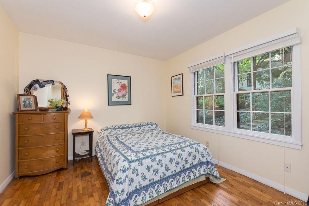 37 Plymouth Circle Asheville NC 28803