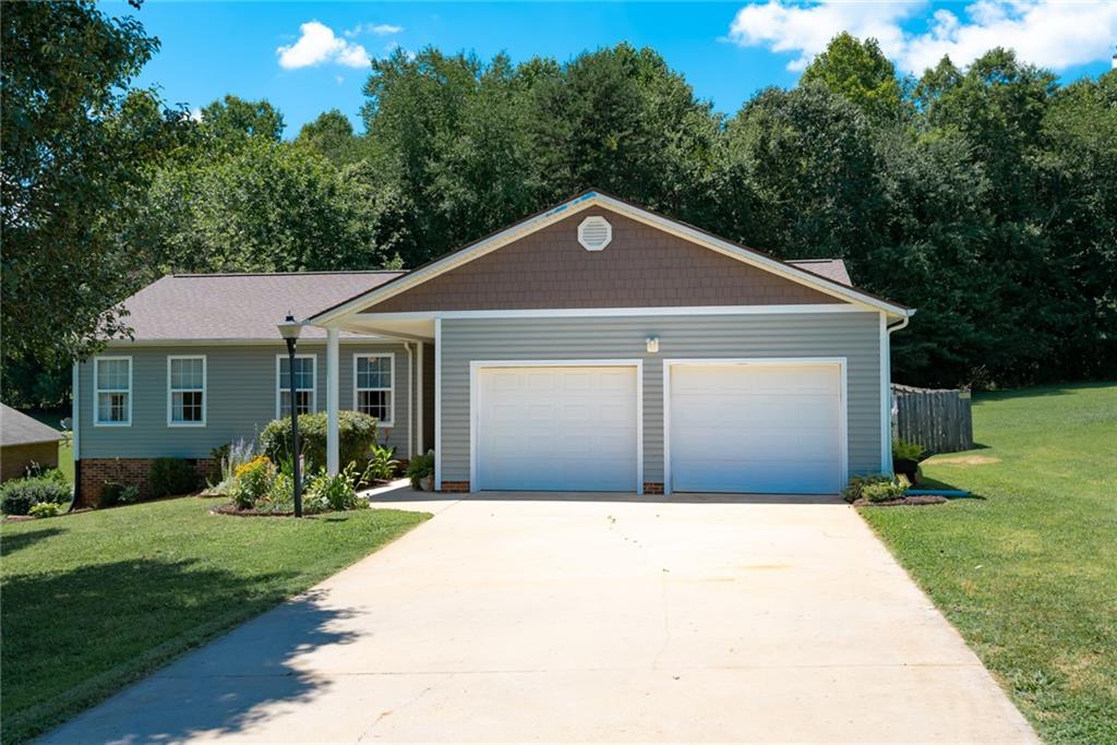 3723 Serenity Drive Hickory NC 28602