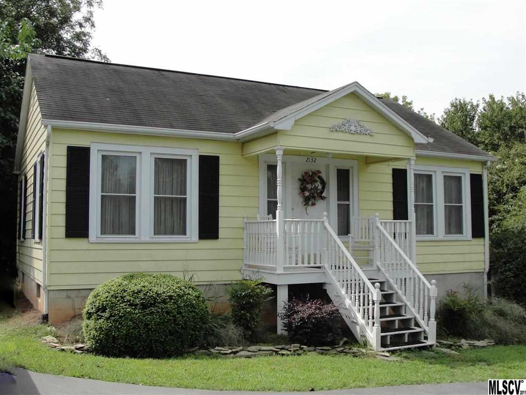 2132 13th Avenue NE Hickory NC 28601
