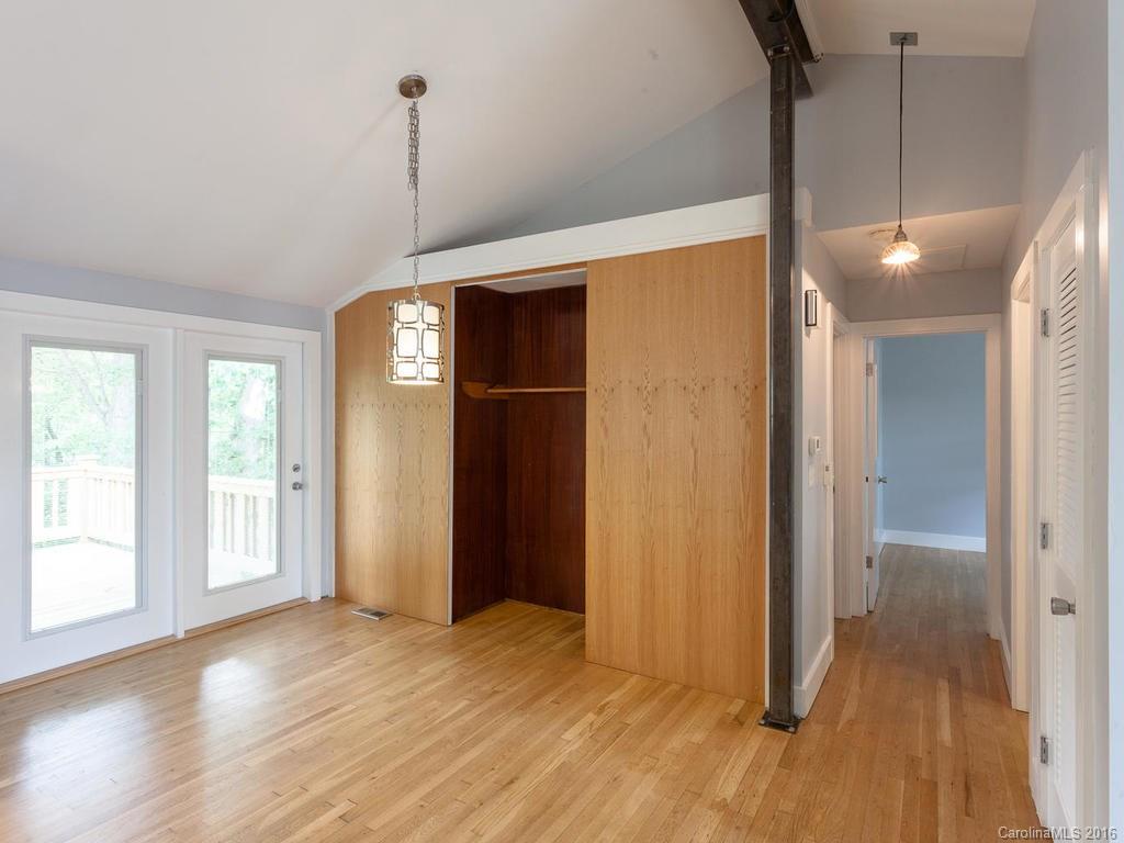 47 Salem Avenue Asheville NC 28804