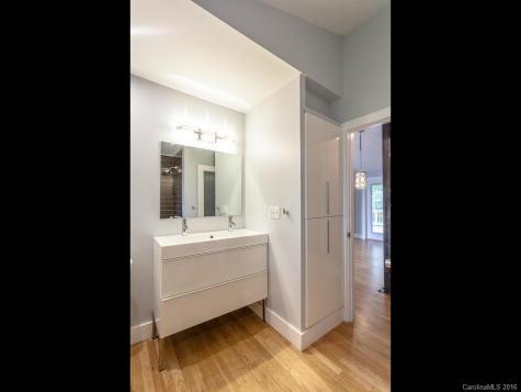 47 Salem Avenue Asheville NC 28804