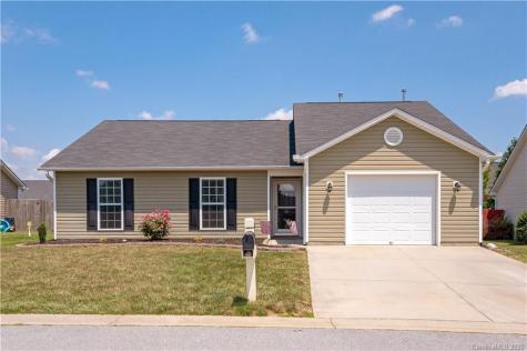 65 Alligator Drive Fletcher NC 28732