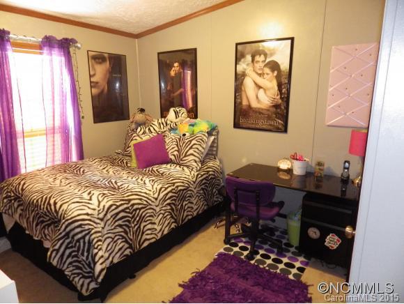90 Little Knob Road Asheville NC 28803