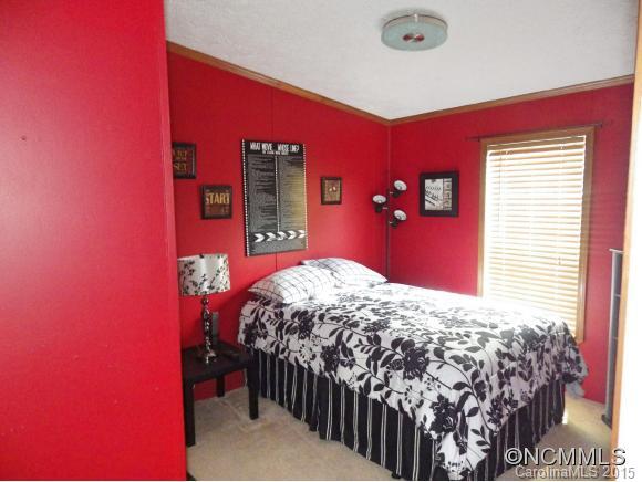 90 Little Knob Road Asheville NC 28803