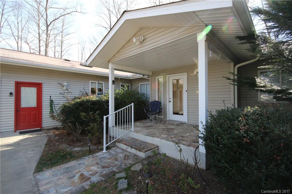 814 Thissa Way Brevard NC 28712