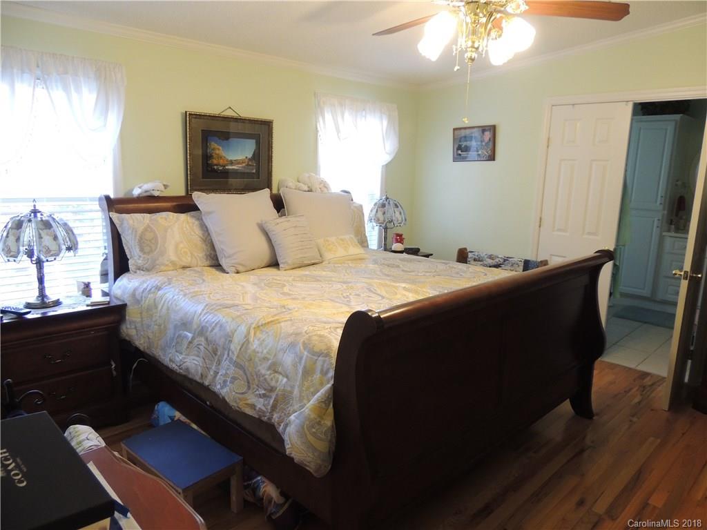 119 Gray Fox Lane Weaverville NC 28787