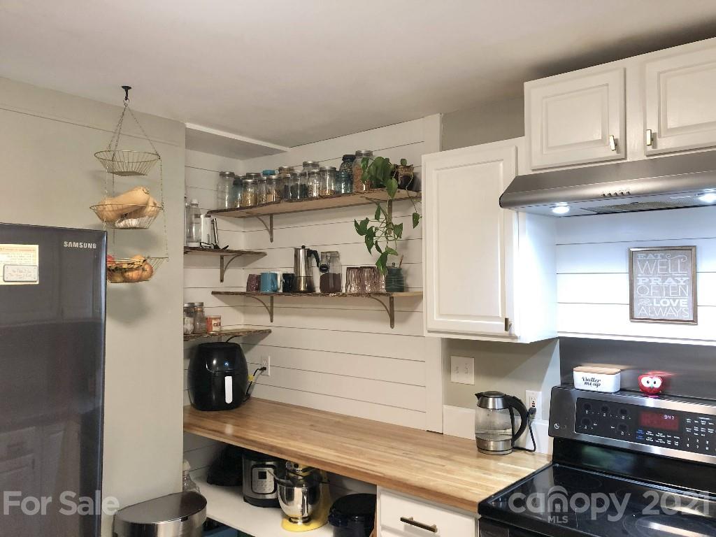 64 Hampden Road Asheville NC 28805