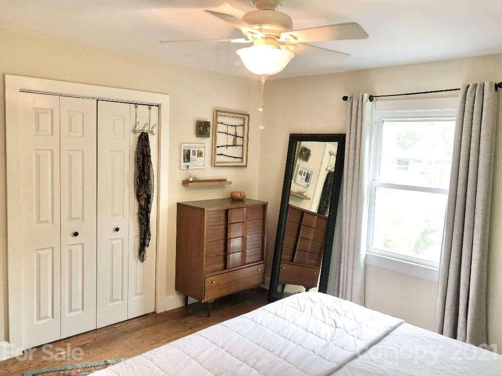 64 Hampden Road Asheville NC 28805