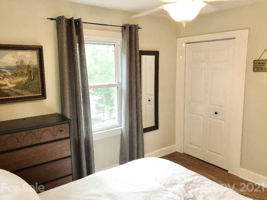 64 Hampden Road Asheville NC 28805