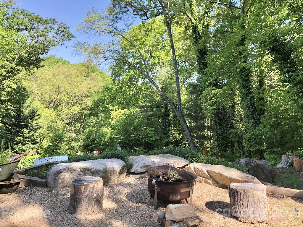 64 Hampden Road Asheville NC 28805