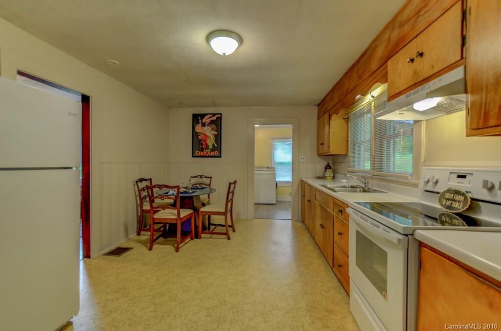 17 Mckinnish Cove Road Asheville NC 28806