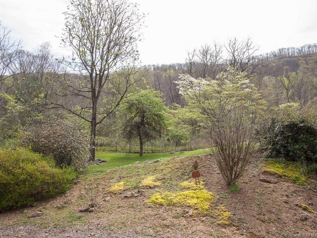 347 Town Branch Road Barnardsville NC 28709