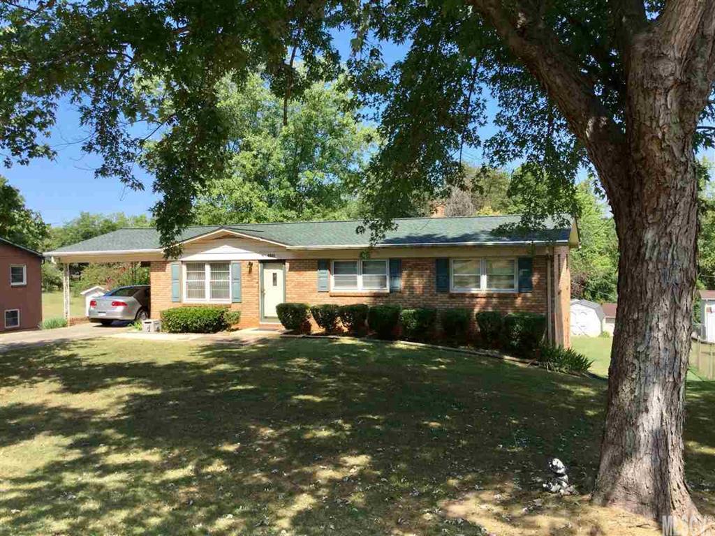 2220 15th Avenue SW Hickory NC 28602