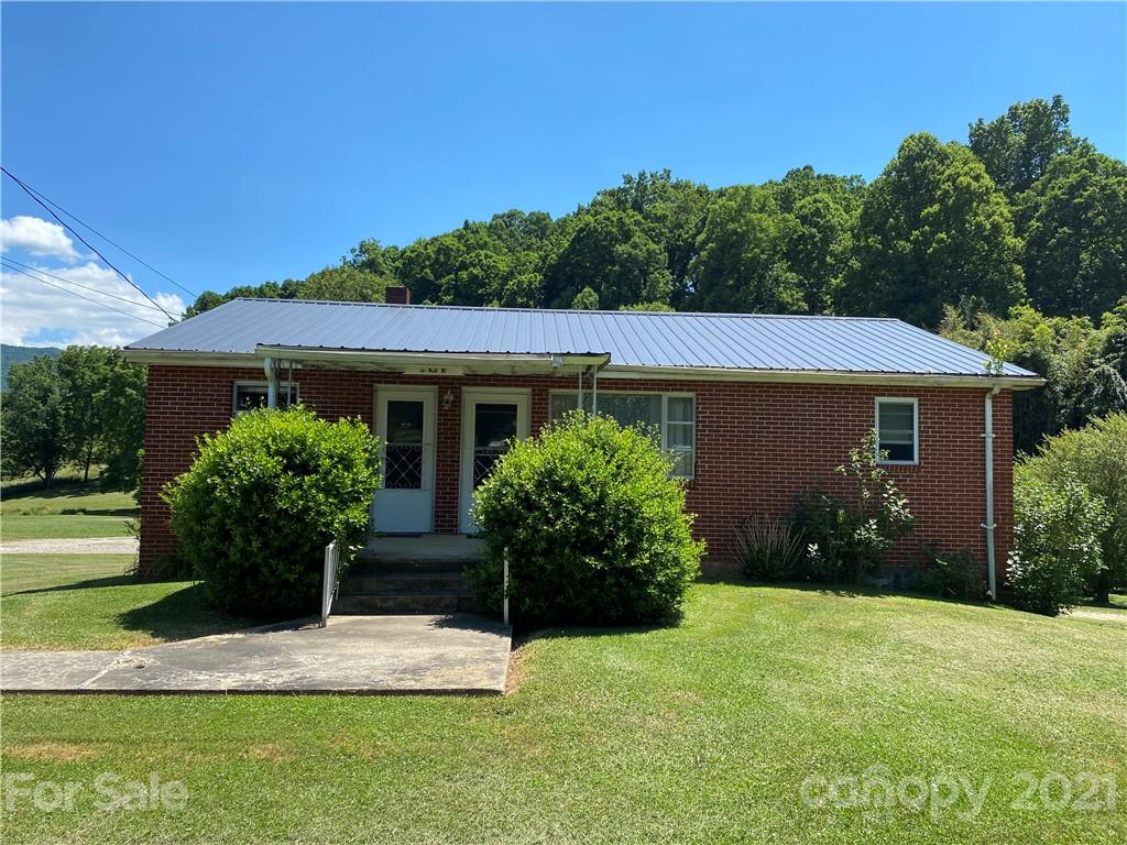 14 Lily Lane Waynesville NC 28786