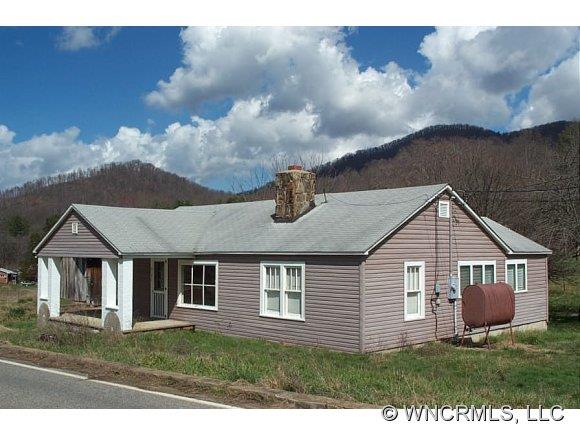 4571 Dutch Cove Road Canton NC 28716