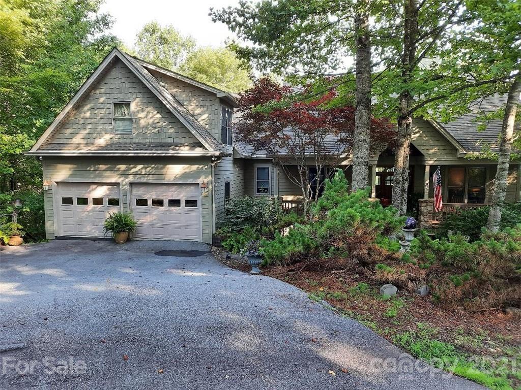 112 Kanasgowa Drive Brevard NC 28712