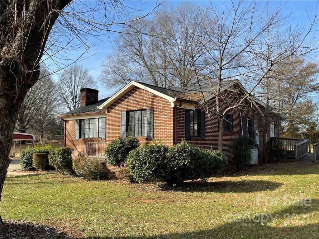 1417 & 1419 County Home Road Conover NC 28613
