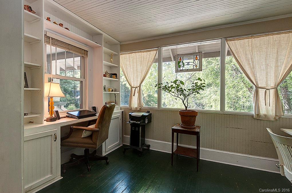 132 Forest Hill Drive Asheville NC 28803