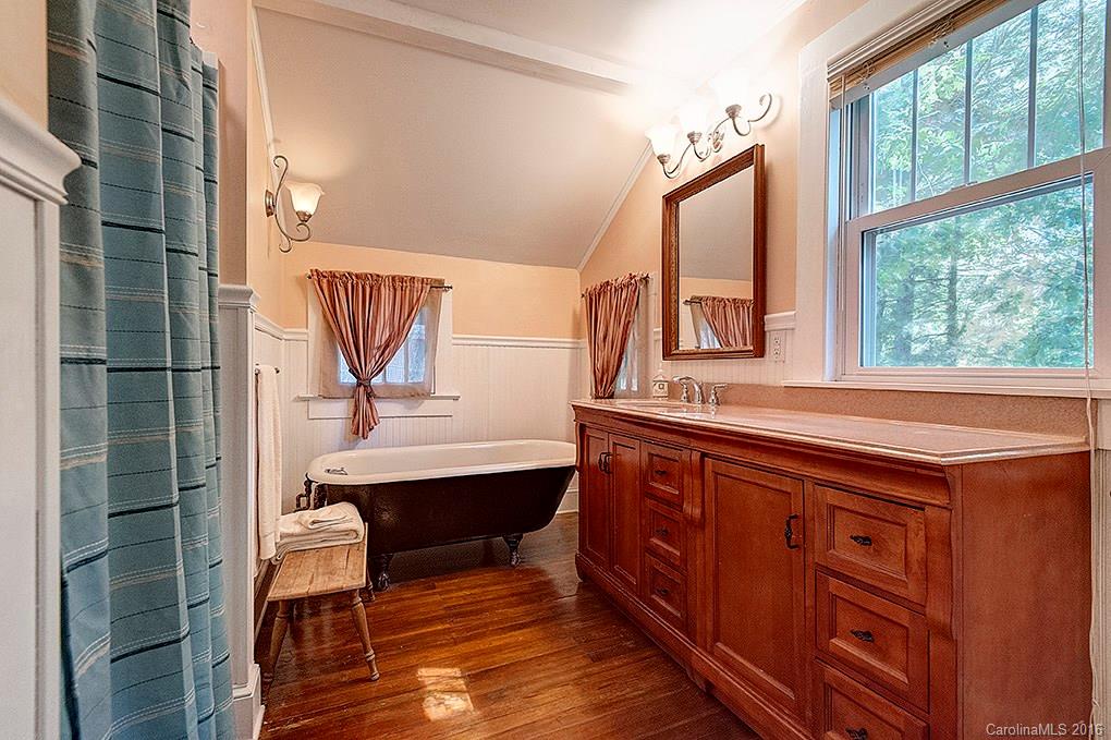 132 Forest Hill Drive Asheville NC 28803