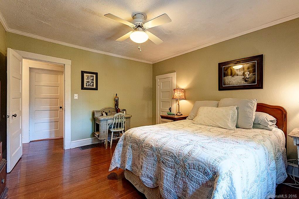 132 Forest Hill Drive Asheville NC 28803