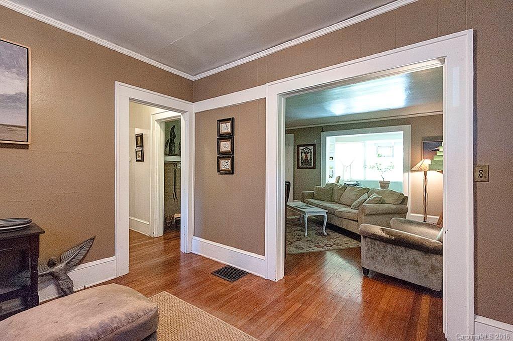 132 Forest Hill Drive Asheville NC 28803