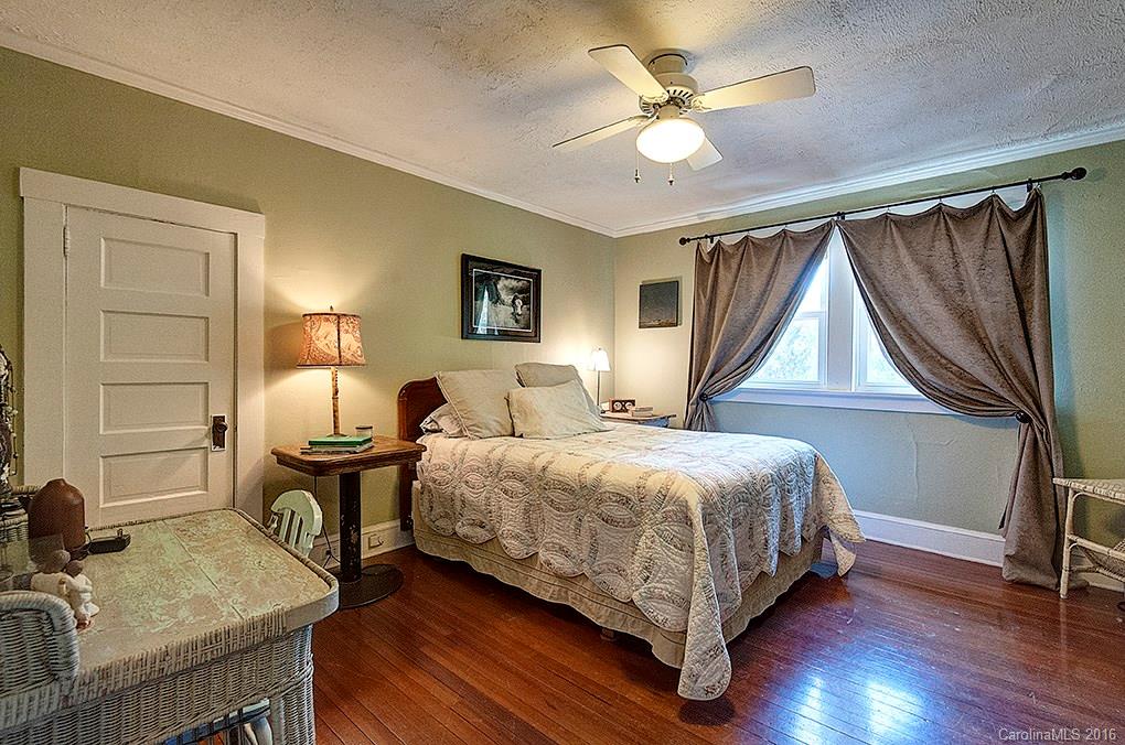 132 Forest Hill Drive Asheville NC 28803