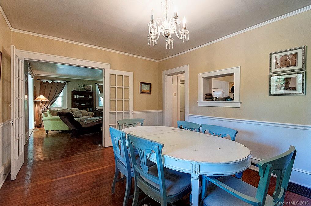 132 Forest Hill Drive Asheville NC 28803