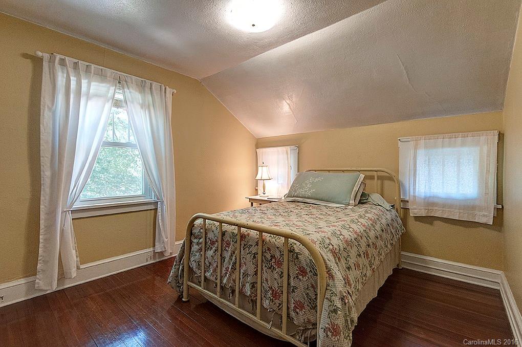 132 Forest Hill Drive Asheville NC 28803