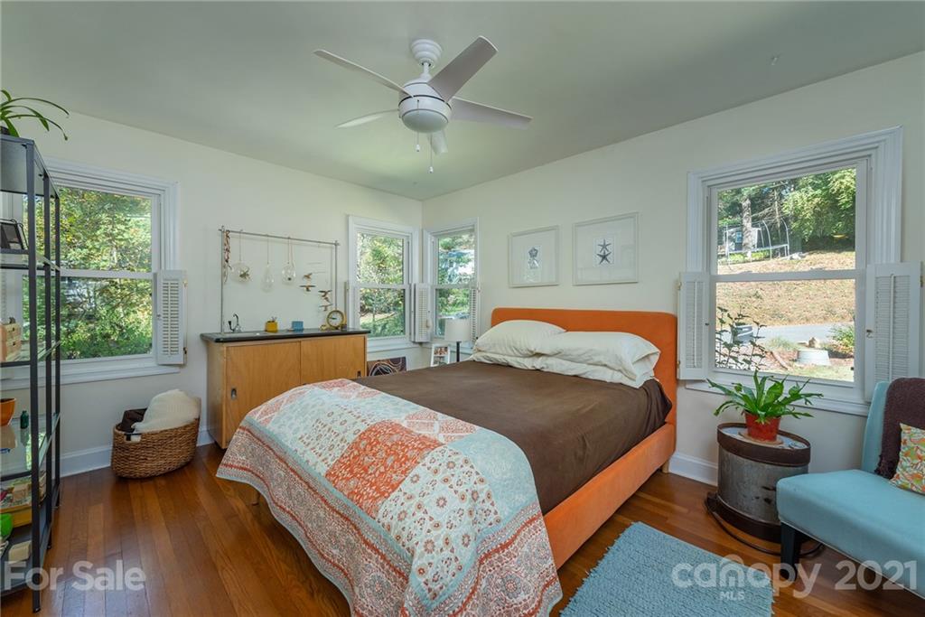 156 Beverly Road Asheville NC 28805
