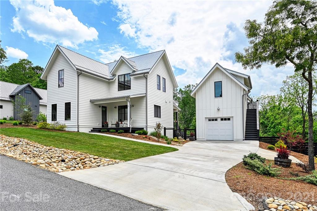 7 Coleman Street Weaverville NC 28787